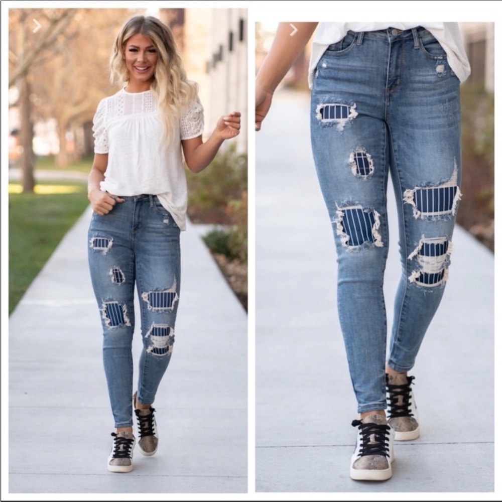 NWT Judy Blue Skinny Jeans SOLD